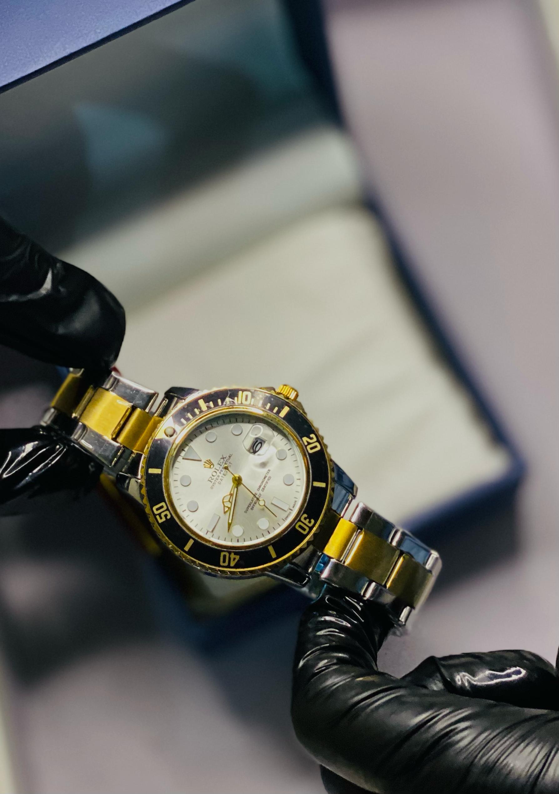 Rolex sky Dweller